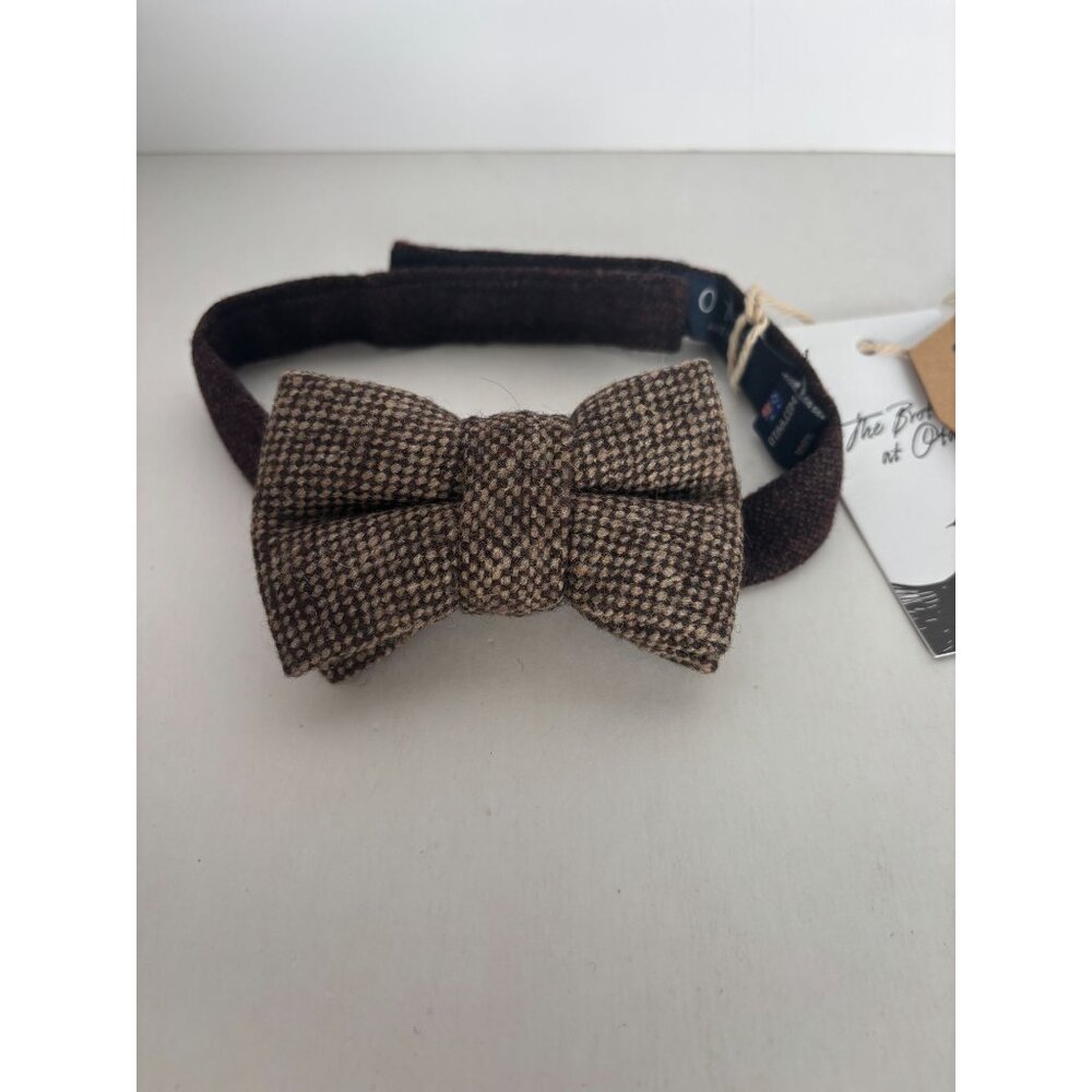Otaa Bow Tie Brown Caramel English Wool Houndstooth Pre-Tied Adjustable Strap - Picture 5 of 7